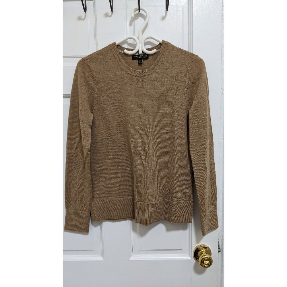 100% Merino Wool Banana Republic Crewneck